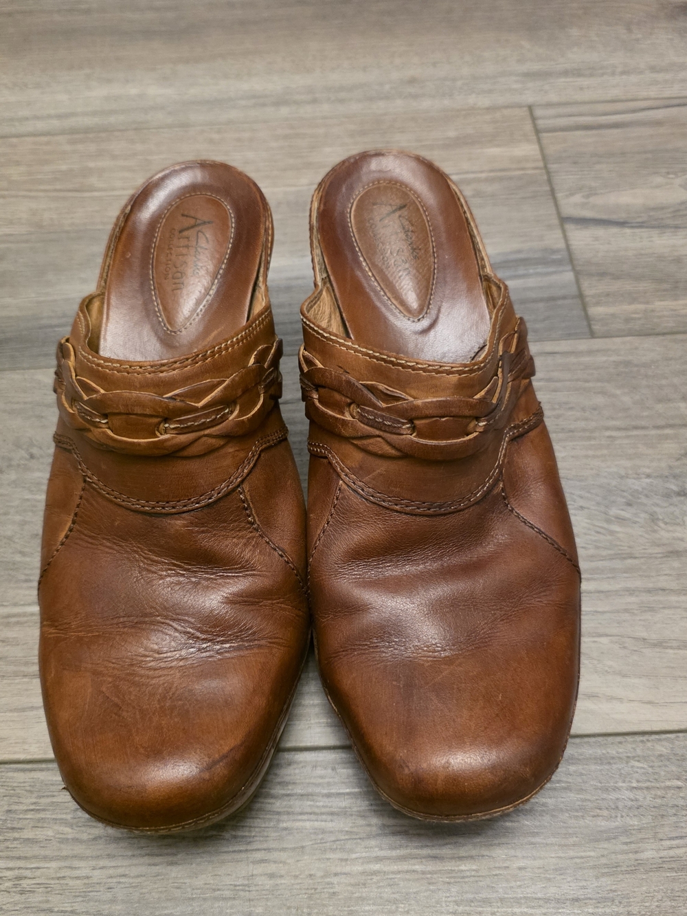 Clarks Artisan Collection Brown Leather Braided Mule Clogs - Size 8.5M